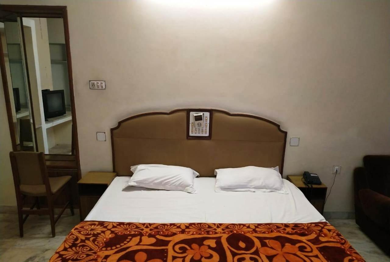 Hotel Vinayakam Udaipur Exterior foto